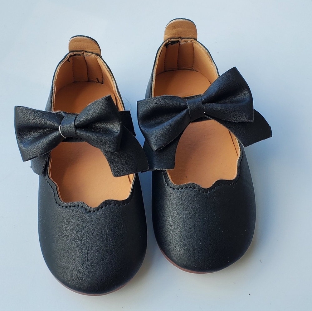 Elegant Mary Jane Infant Girl Black Sandals | Size 6.5 US, 23 EUR